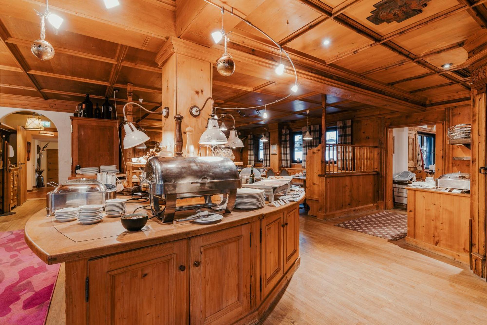 Hotel Gluecksschmiede - Hinterglemm Saalbach-Hinterglemm Extérieur photo