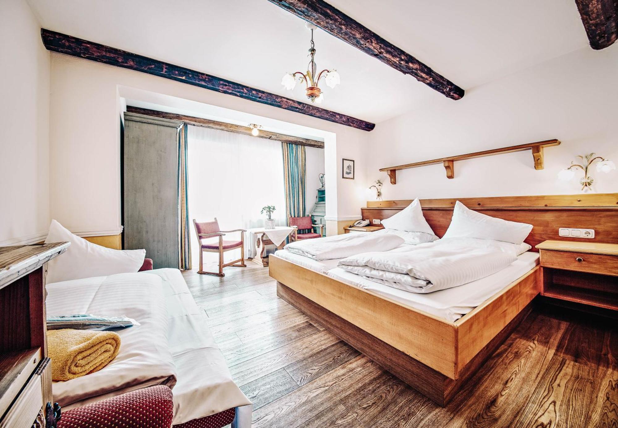 Hotel Gluecksschmiede - Hinterglemm Saalbach-Hinterglemm Extérieur photo