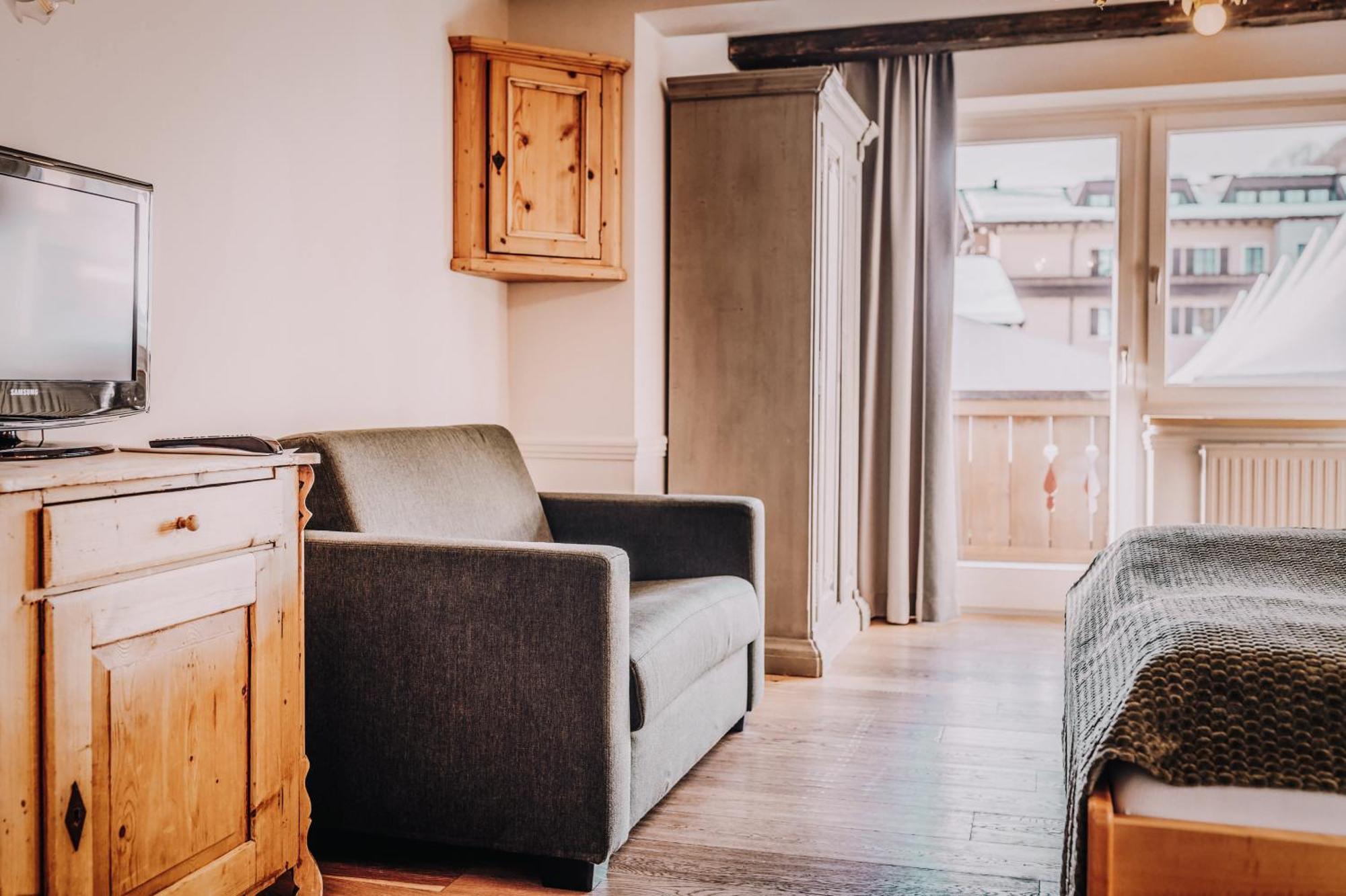 Hotel Gluecksschmiede - Hinterglemm Saalbach-Hinterglemm Extérieur photo