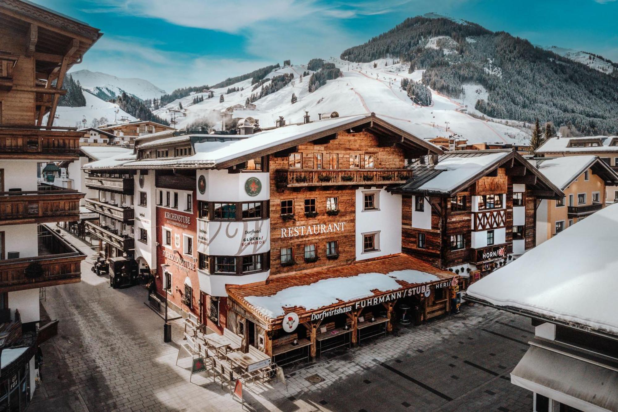 Hotel Gluecksschmiede - Hinterglemm Saalbach-Hinterglemm Extérieur photo