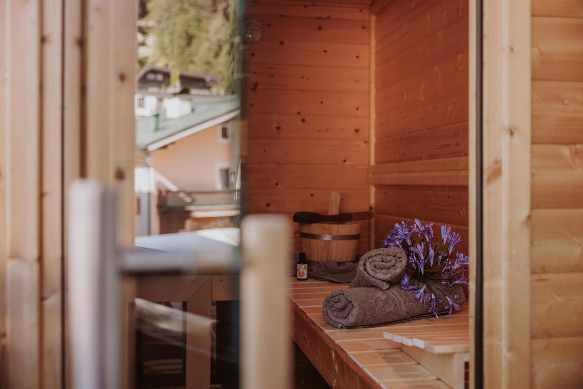 Hotel Gluecksschmiede - Hinterglemm Saalbach-Hinterglemm Extérieur photo