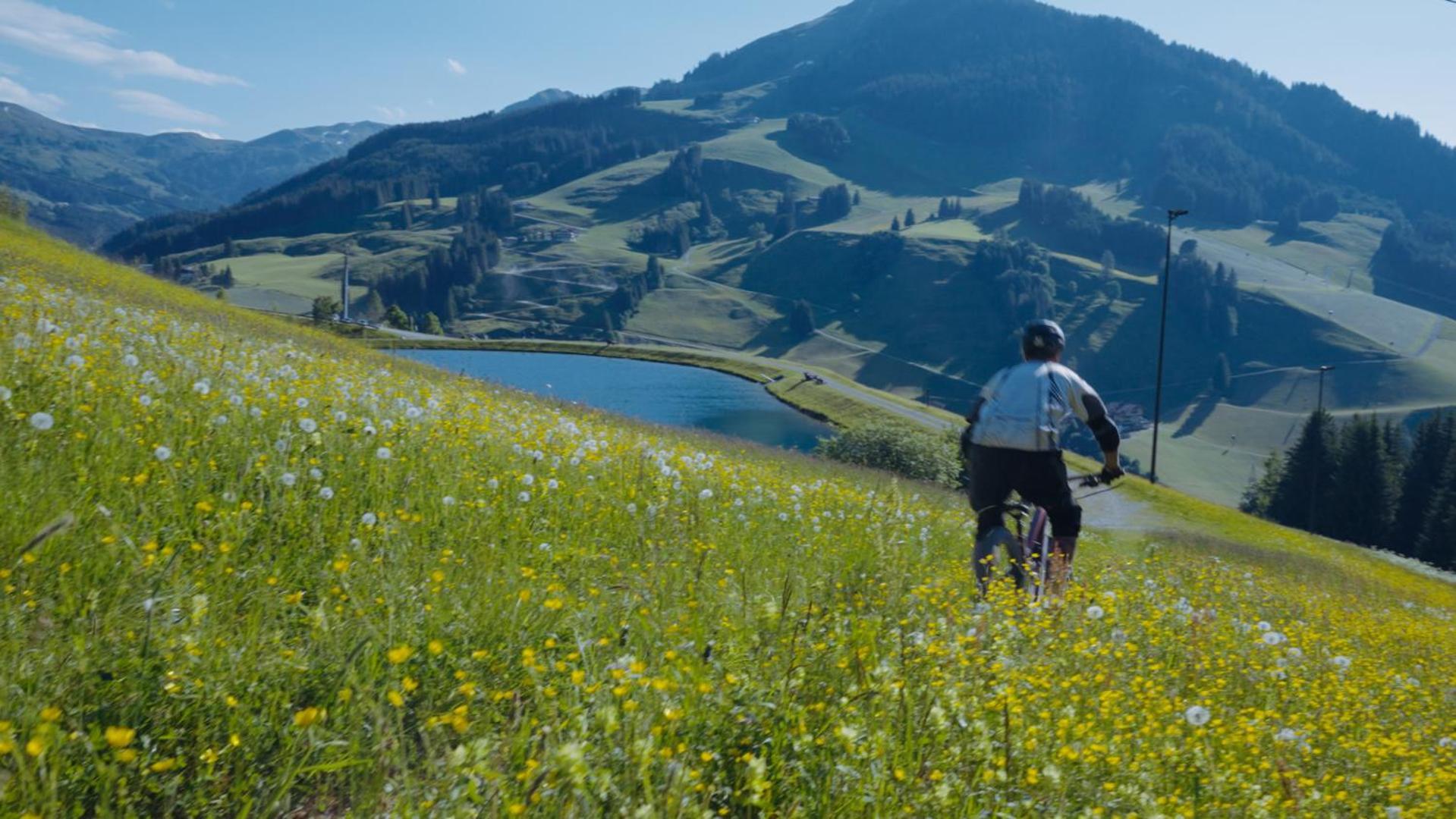 Hotel Gluecksschmiede - Hinterglemm Saalbach-Hinterglemm Extérieur photo